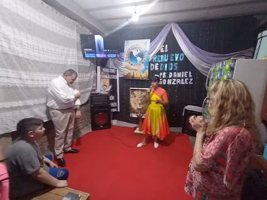 Iglesia El renuevo de DIOS BARRIO EVITA
