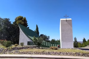 Iglesia Espíritu Santo De Villa El Chocón