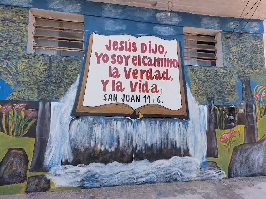 Iglesia Evangelica “Adorando al Rey”