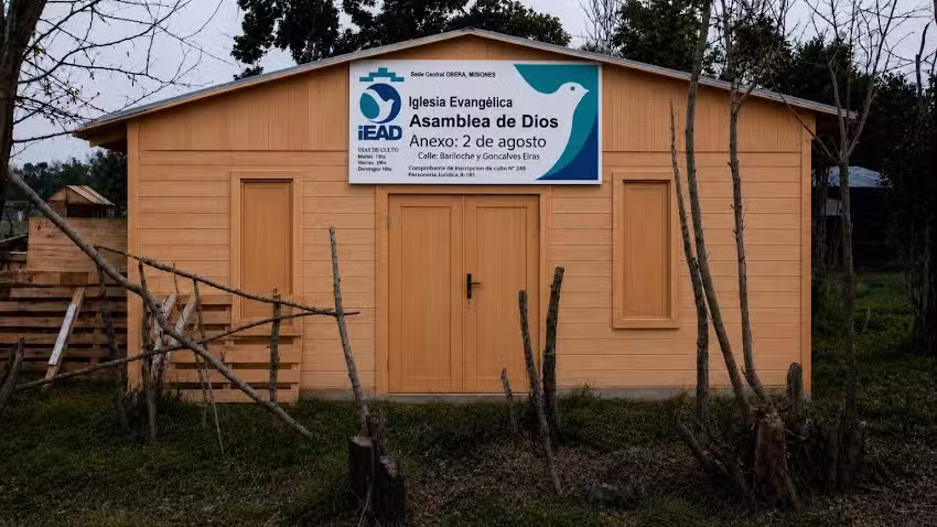 Iglesia evangélica asamblea de Díos 248