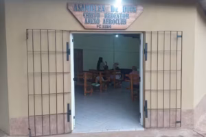 Iglesia Evangélica Asamblea de Dios Cristo Redentor anexo Aeroclub r