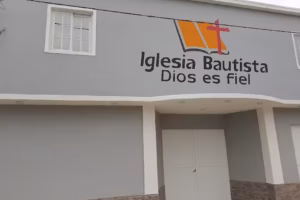 Iglesia Evangelica Bautista Dios es Fiel
