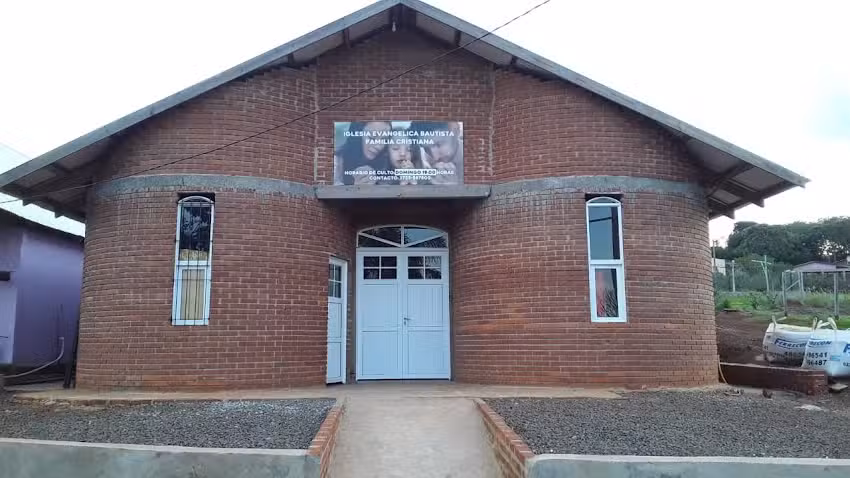 IGLESIA EVANGÉLICA BAUTISTA- DOS DE MAYO, MISIONES.