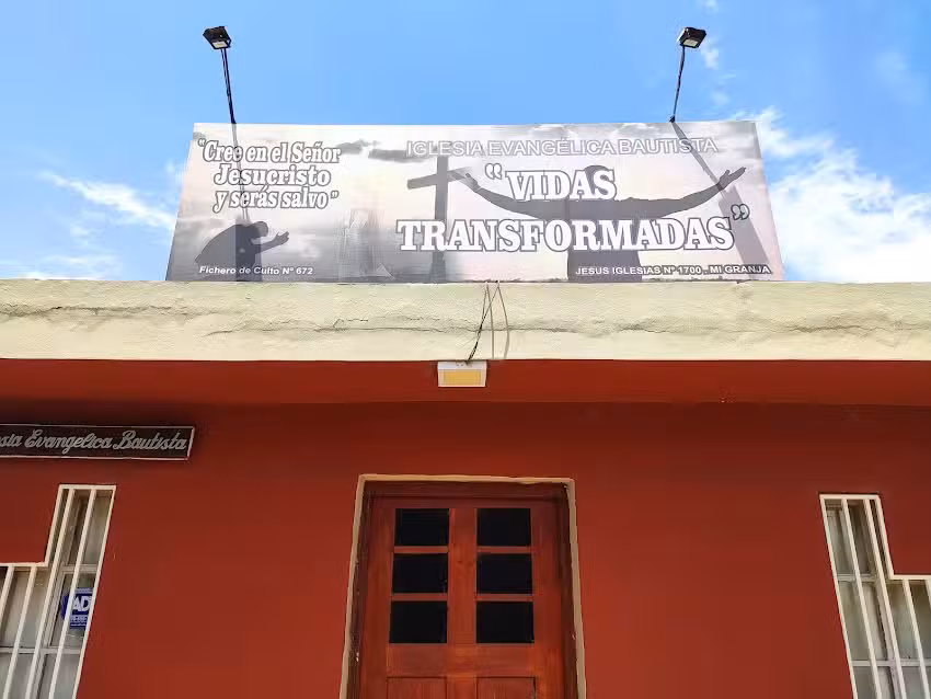 Iglesia Evangélica Bautista “Vidas Transformadas”