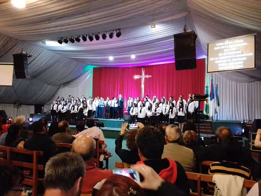 Iglesia Evangelica Bethel Cristo Es la Respuesta