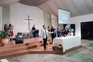 Iglesia Evangelica Casa De Dios