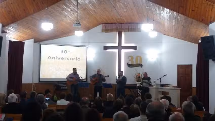Iglesia Evangélica Congregacional Independiente – “Familia de Fe”