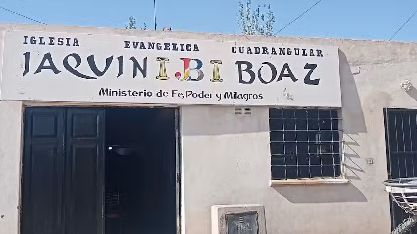 Iglesia Evangélica Cuadrangular JAQUIN BOAZ