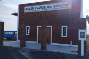 Iglesia Evangélica Esmirna Galarza