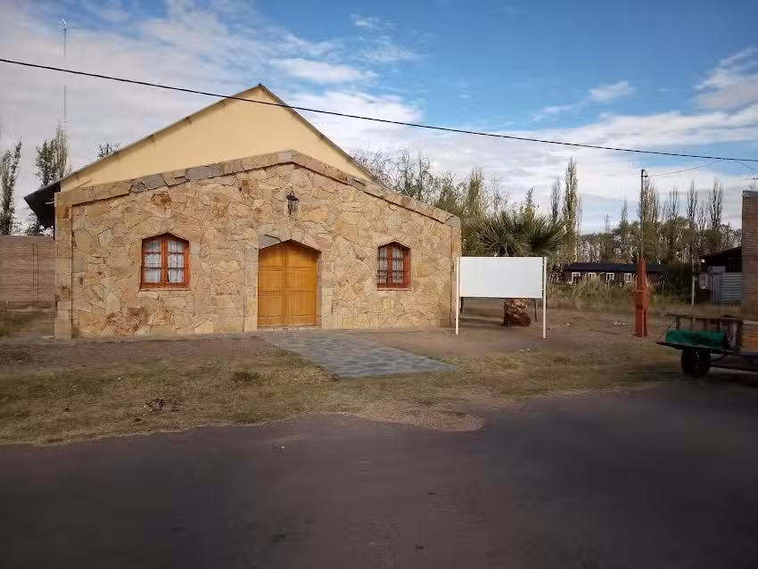Iglesia Evangélica Jesus es Vida