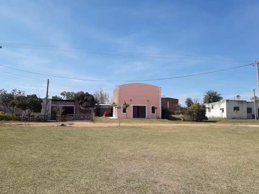 Iglesia Evangélica Pentecostal y Misionera Adoremos a Dios