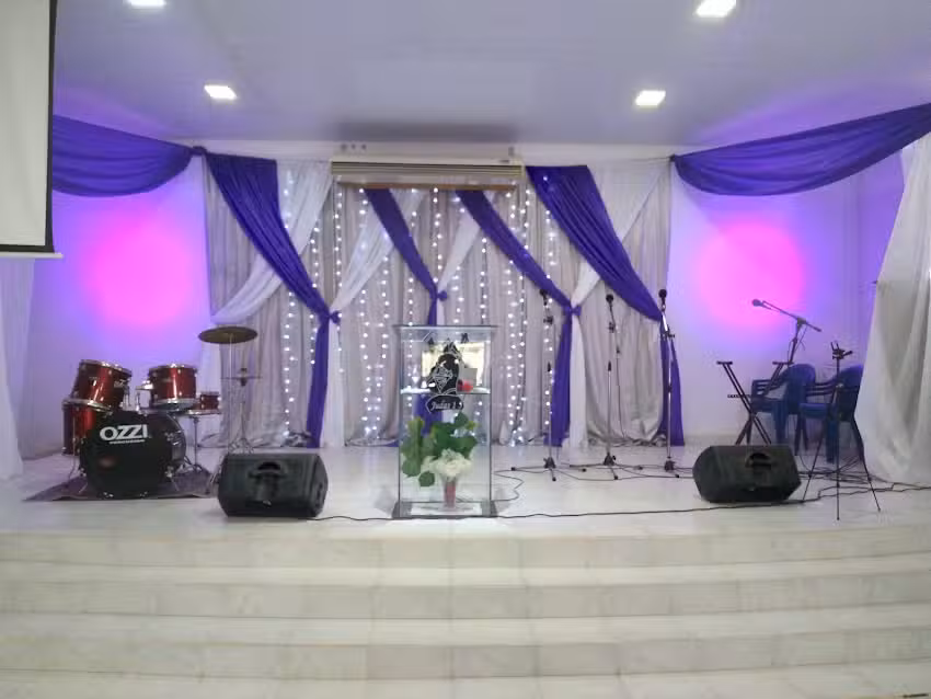 IGLESIA EVANGELICA TEMPLO LA HERMOSA