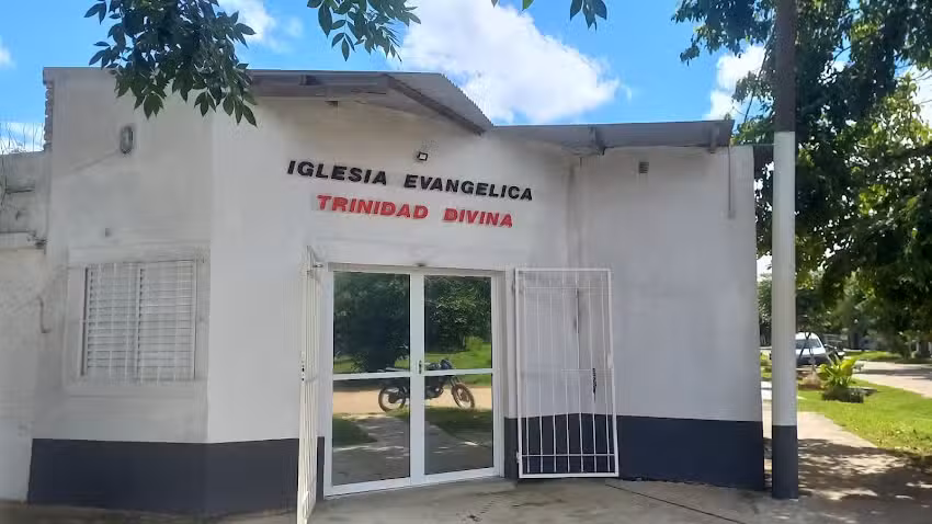 IGLESIA Evangélica Trinidad Divina