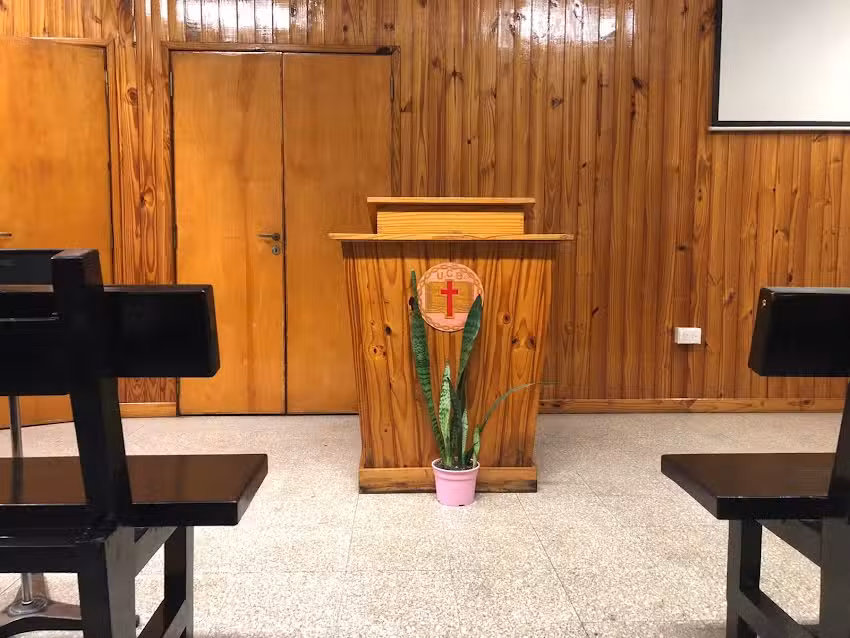 IGLESIA EVANGÉLICA UCB EZEIZA