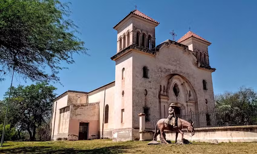 Iglesia Falda del Carmen
