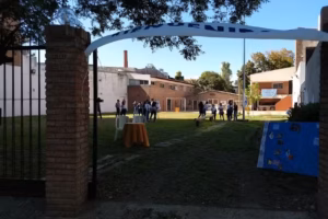 IGLESIA FASTA Ruca Hueney
