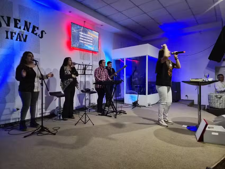 Iglesia FUENTE DE AGUA VIVA