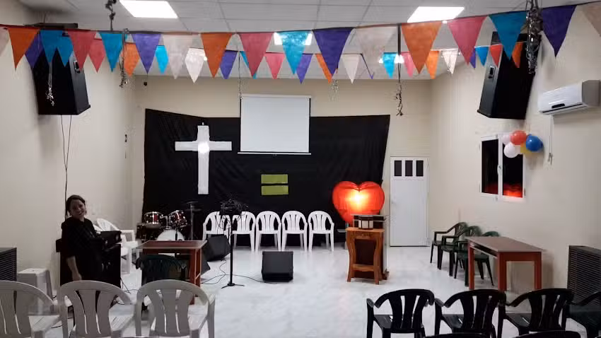 Iglesia “Gloria de Dios”
