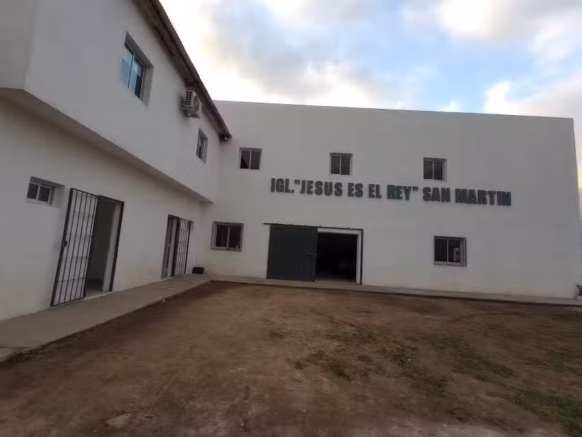 Iglesia Jesús es el Rey Gral San Martin
