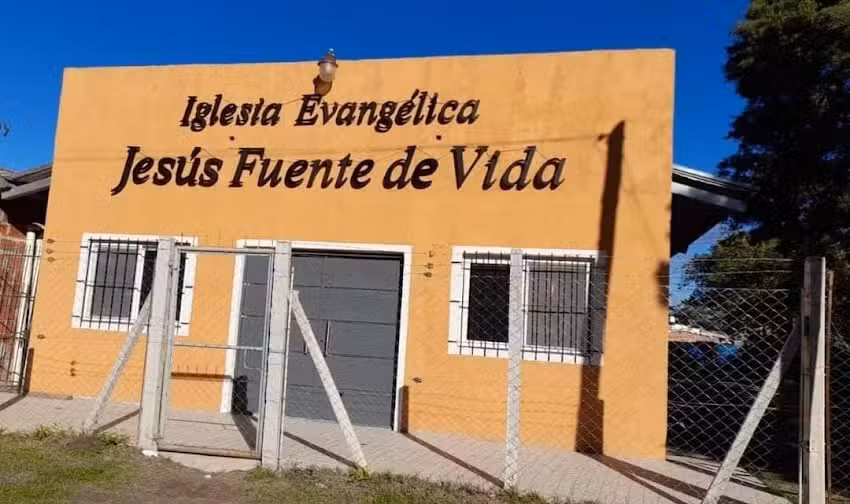 Iglesia Jesús Fuente de Vida