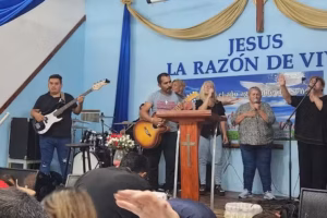 Iglesia Jesús, La Razón de Vivir UAD