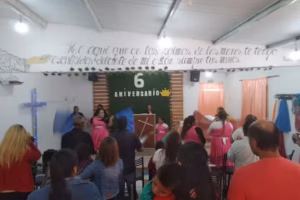 Iglesia Jesús pasión de multitudes