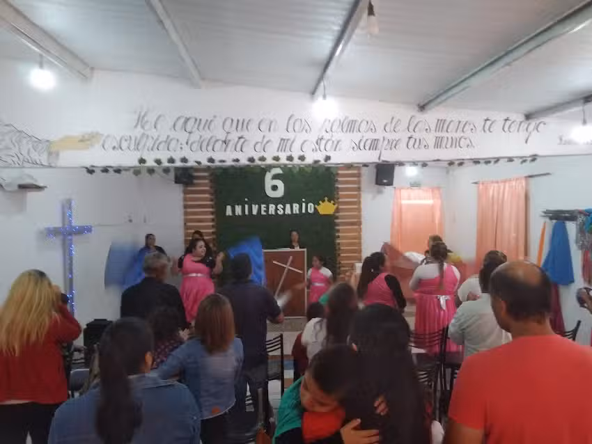 Iglesia Jesús pasión de multitudes