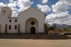 Iglesia la puerta