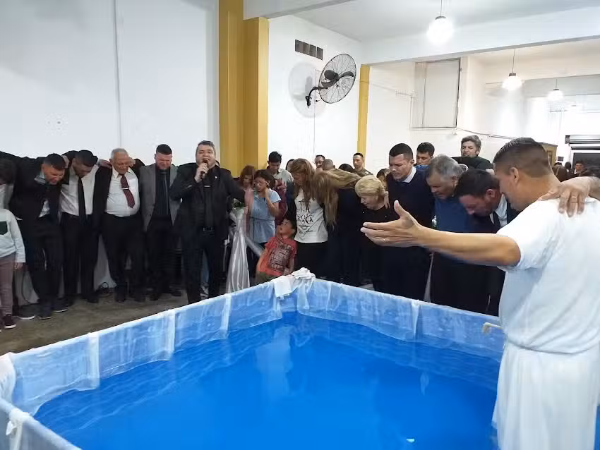 Iglesia La Roca. Ing. Allan