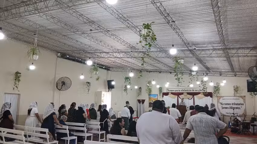 Iglesia La voz De La Misericordia. Leales