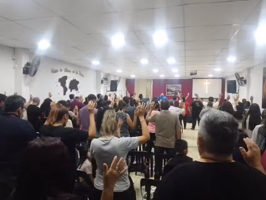 Iglesia lazos de amor