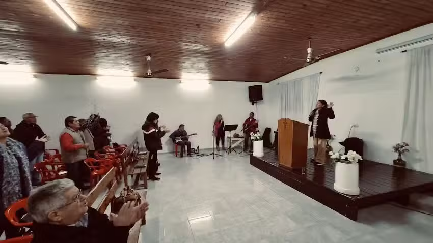 Iglesia Manantial Del Cielo Villa Ramallo