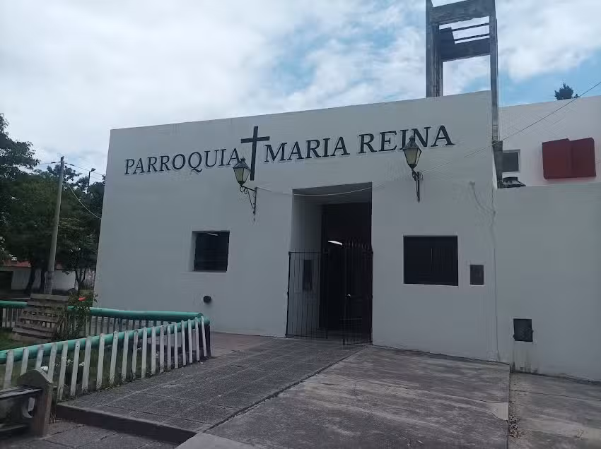 Iglesia Maria Reina