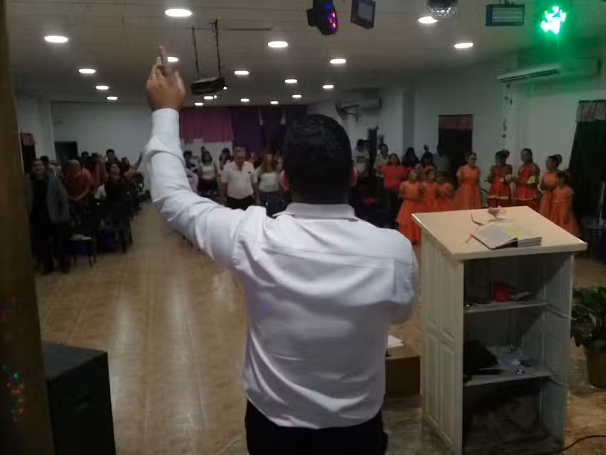 Iglesia Ministerio Celular