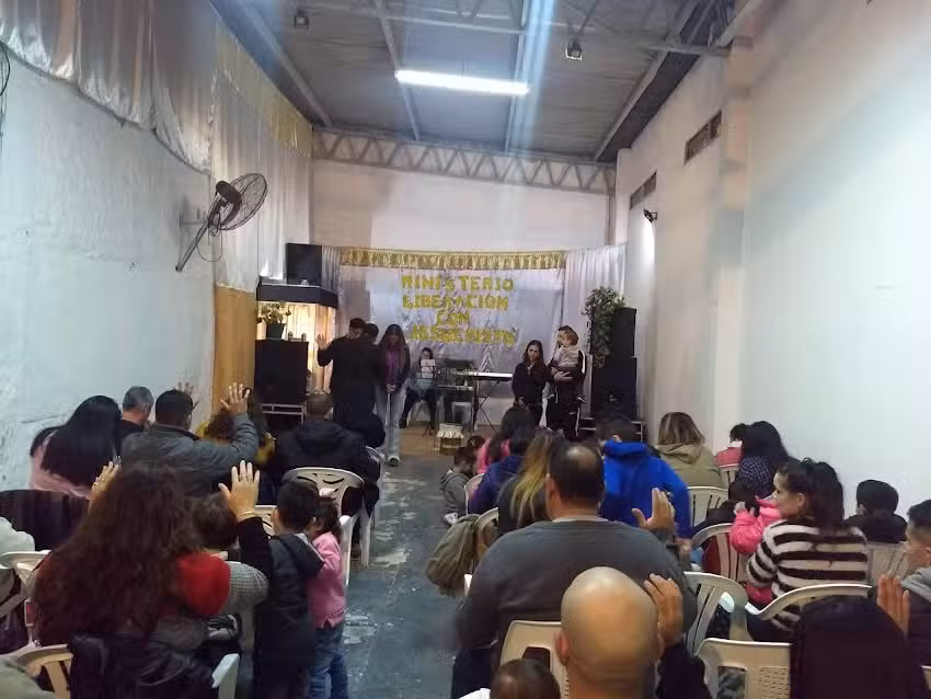 Iglesia Ministerio de liberación con Jesucristo