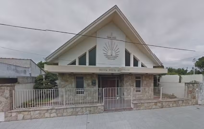 Iglesia Nueva Apostólica (Plátanos)