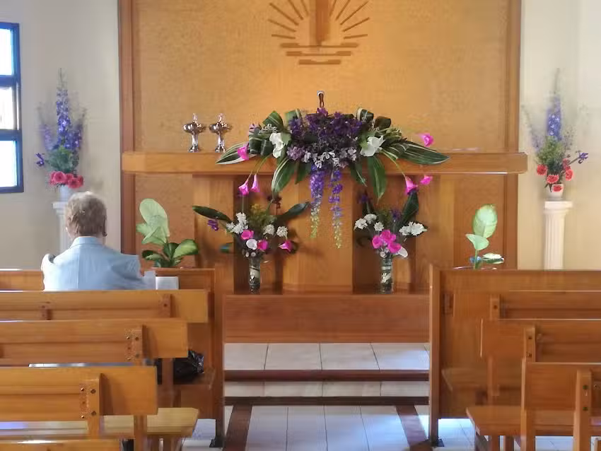 Iglesia Nueva Apostólica (Villa Constructora)