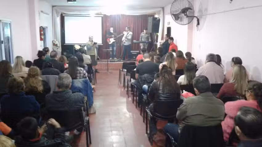 Iglesia Pentecostal De Santidad “Templo Magdalena”