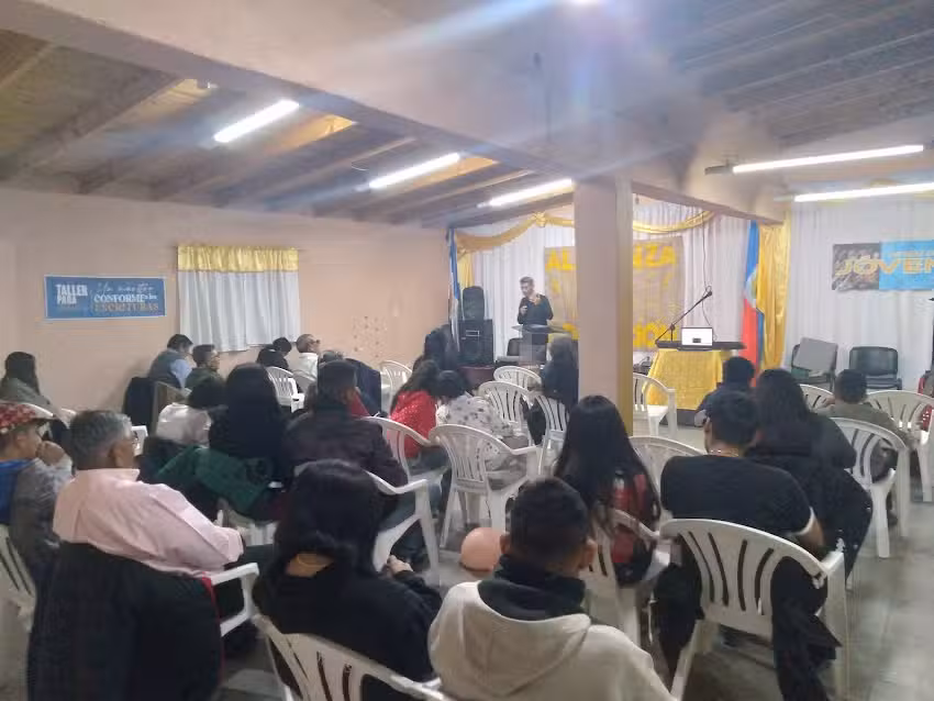 Iglesia Pentecostal del Nombre de Jesucristo
