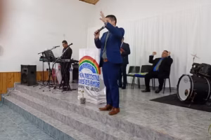 IGLESIA PENTECOSTAL DIOS ES AMOR