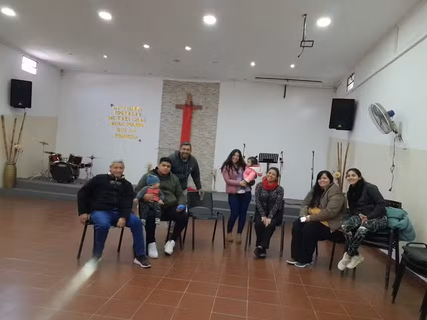 Iglesia Pentecostal “Ministerio de Restauración Familiar”