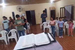Iglesia pentecostal y gloria