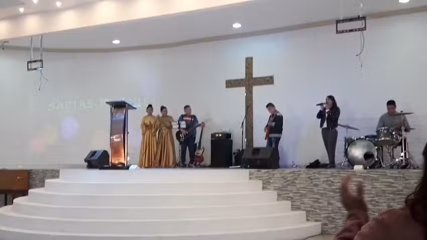 Iglesia Rayos De Luz