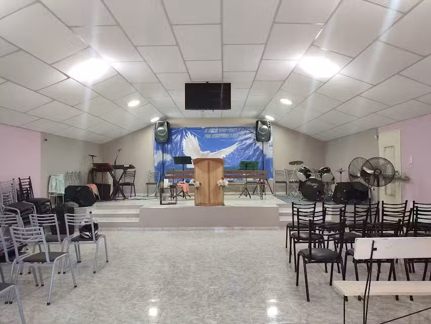 Iglesia restauracion pentecostal anexo barrio evita