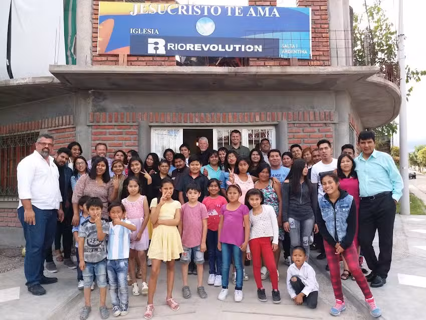 Iglesia REVOLUCION