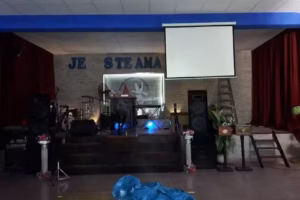 Iglesia Ríos De Fuego