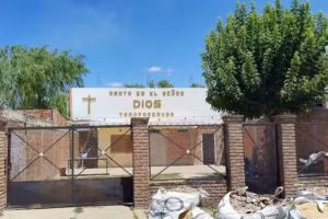Iglesia Santo es el señor Dios todopoderoso