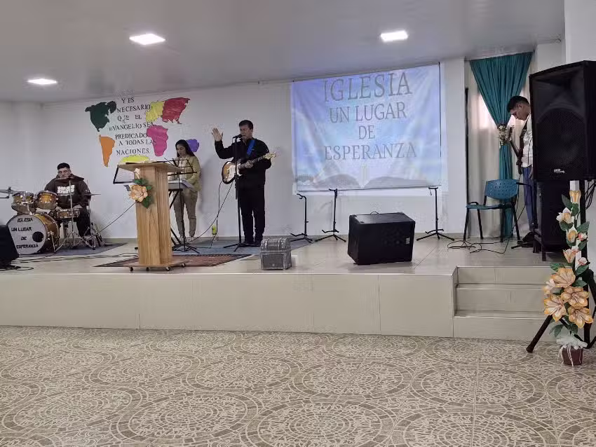 Iglesia Un Lugar De Esperanza