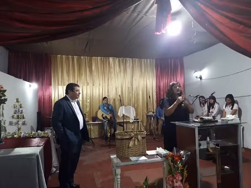 IGLESIA UNION DE FE – BURZACO