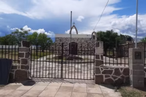 Iglesia Virgen de Fátima Rumi-Huasi